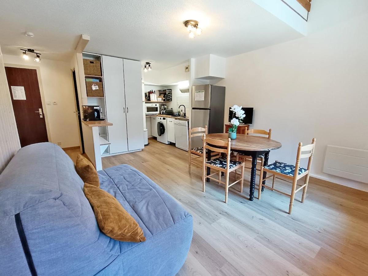 Appartamento Reves De Montagne, T2 Bis, Luchon, Wifi, Parking Gratuit, 4 Personnes Bagnères-de-Luchon Esterno foto
